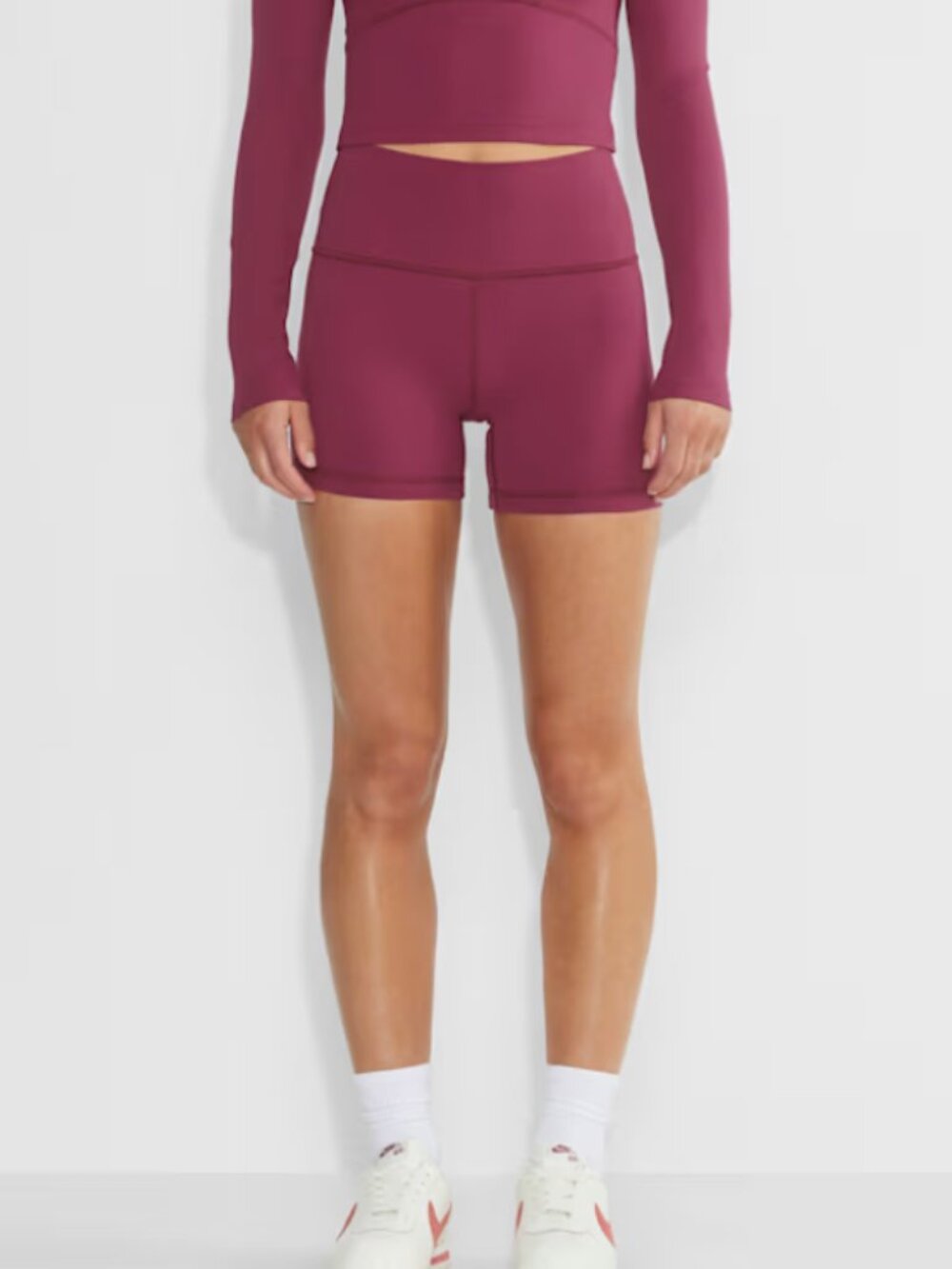Aritzia Golden BUTTER Cheeky Hi-Rise 5'' Short